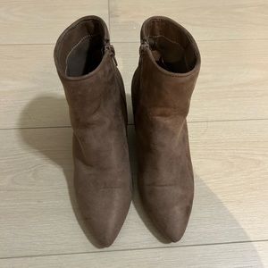 Steve Madden Taupe Suede Ankle Boots , Size 36 (5.5)
